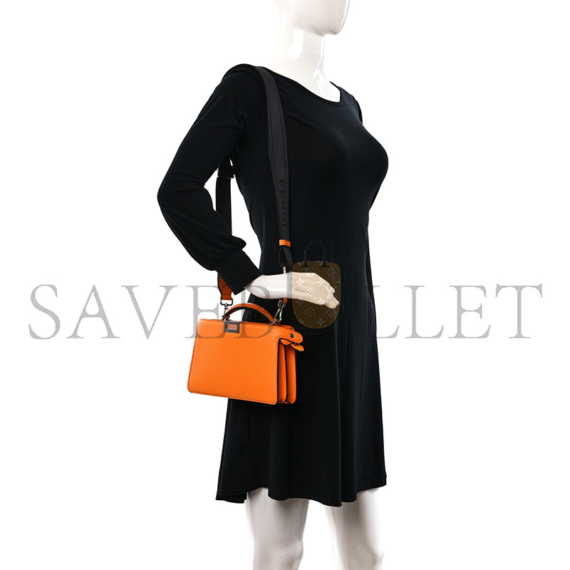 F**di cuoio romano vitello cover bi-color peekaboo i see u x cross satchel orange (23*14.5*6cm)